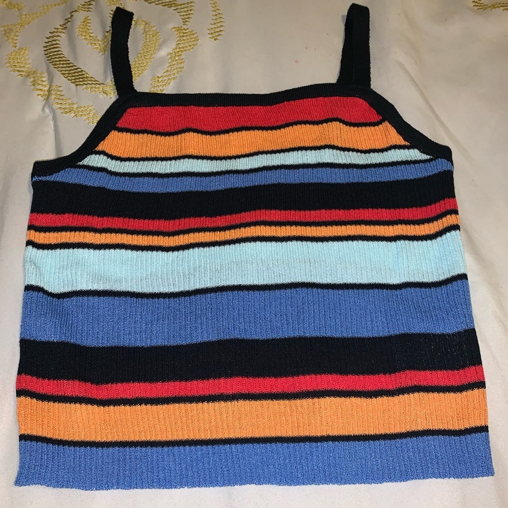 Crop top